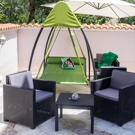 Apartments Dovana Kaštela Екстериор снимка