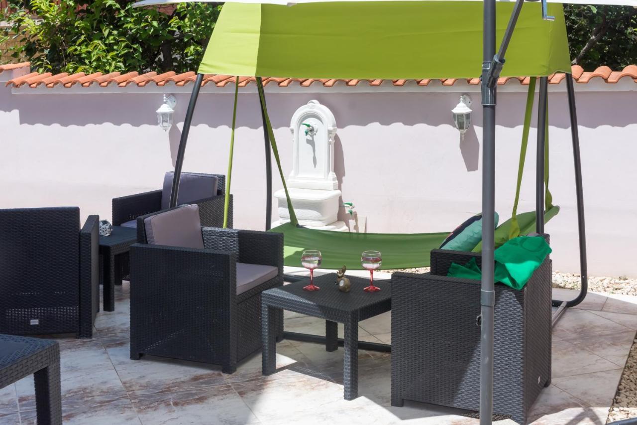 Apartments Dovana Kaštela Екстериор снимка