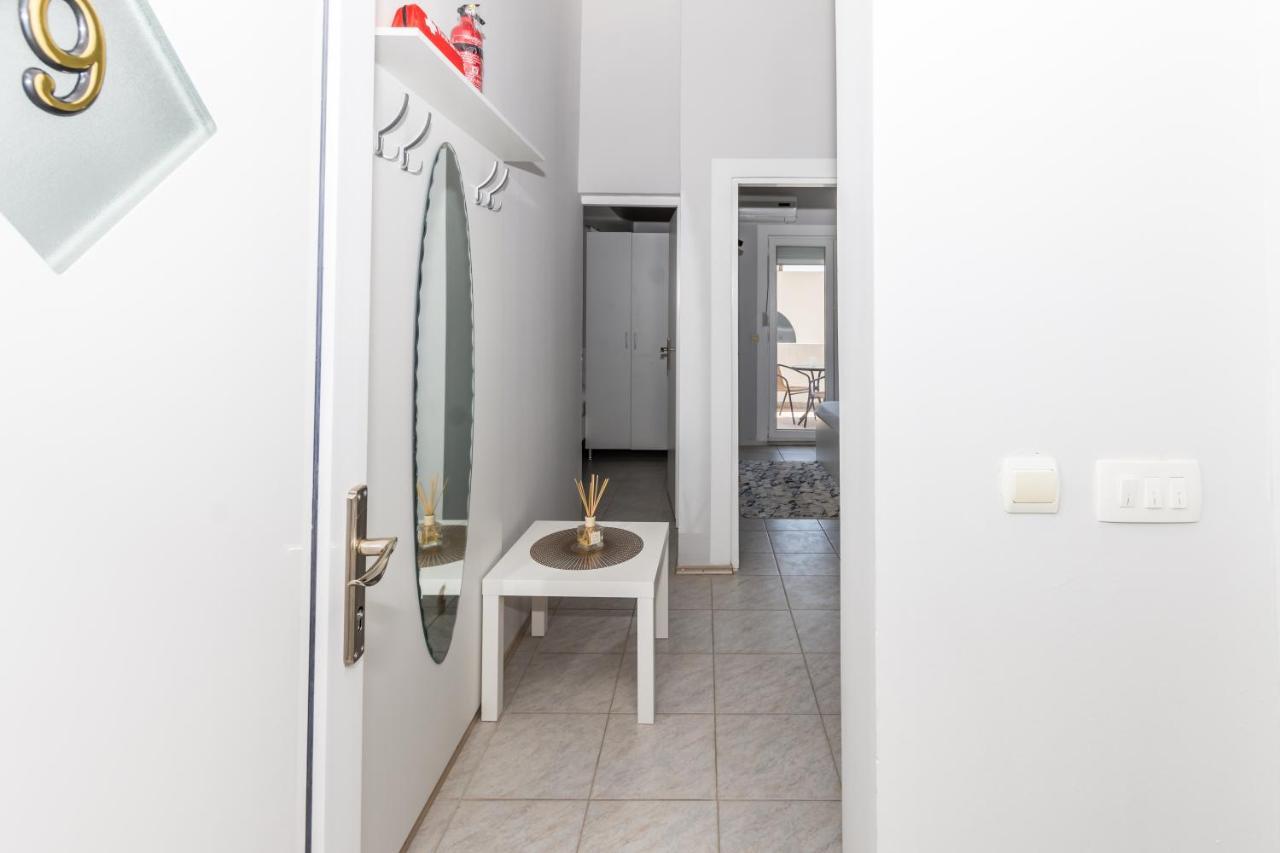 Apartments Dovana Kaštela Екстериор снимка