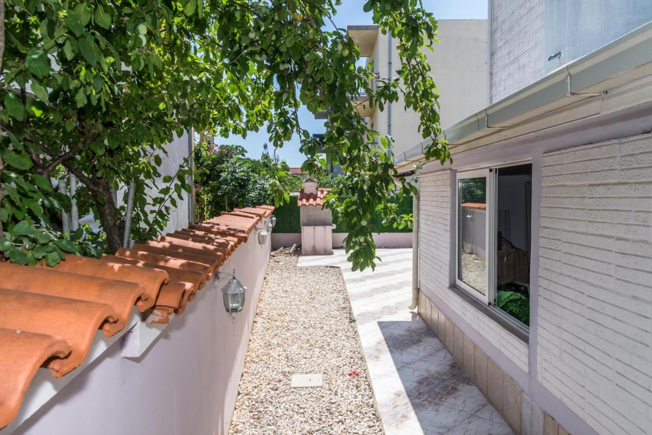 Apartments Dovana Kaštela Екстериор снимка