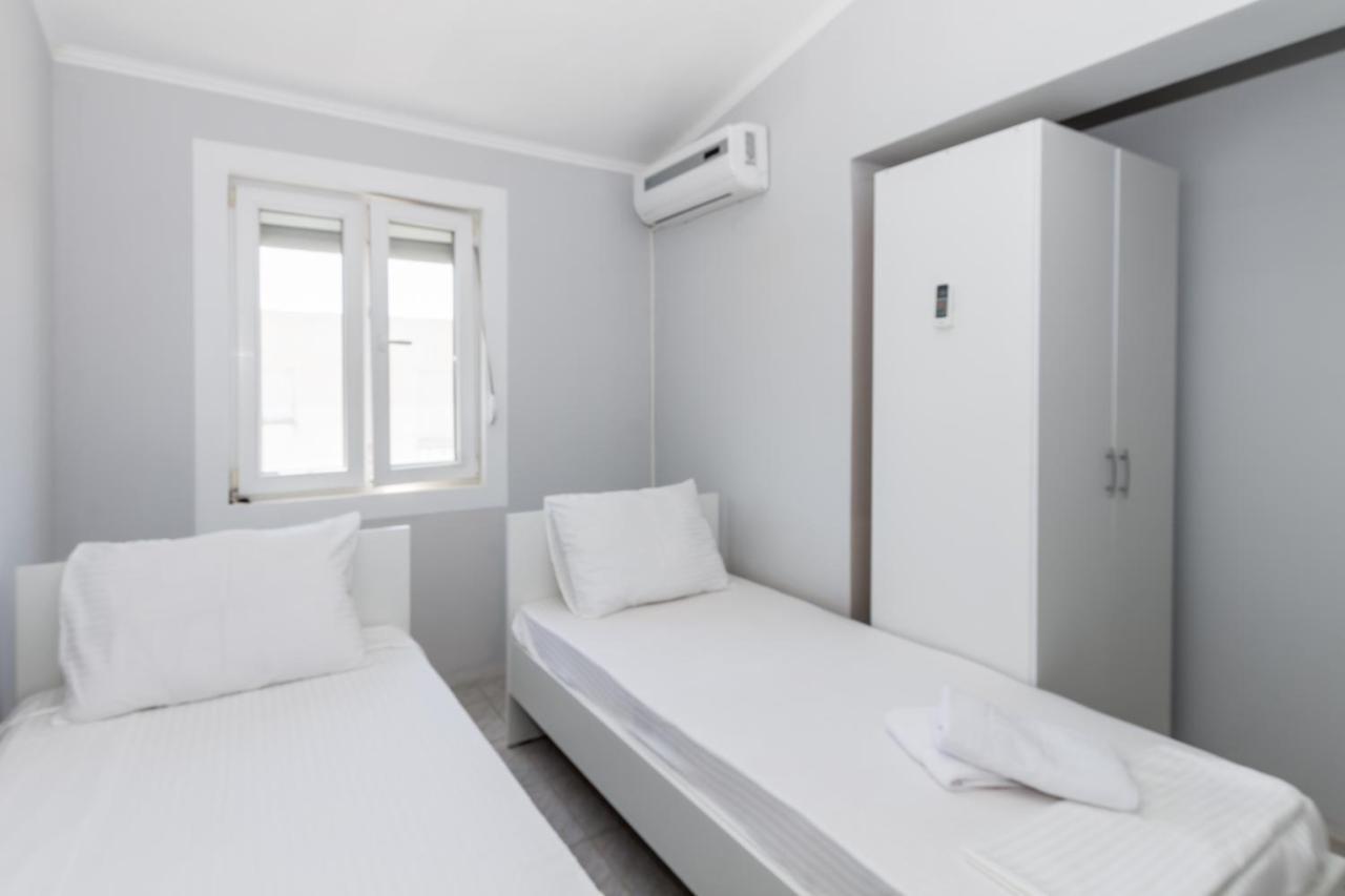Apartments Dovana Kaštela Екстериор снимка