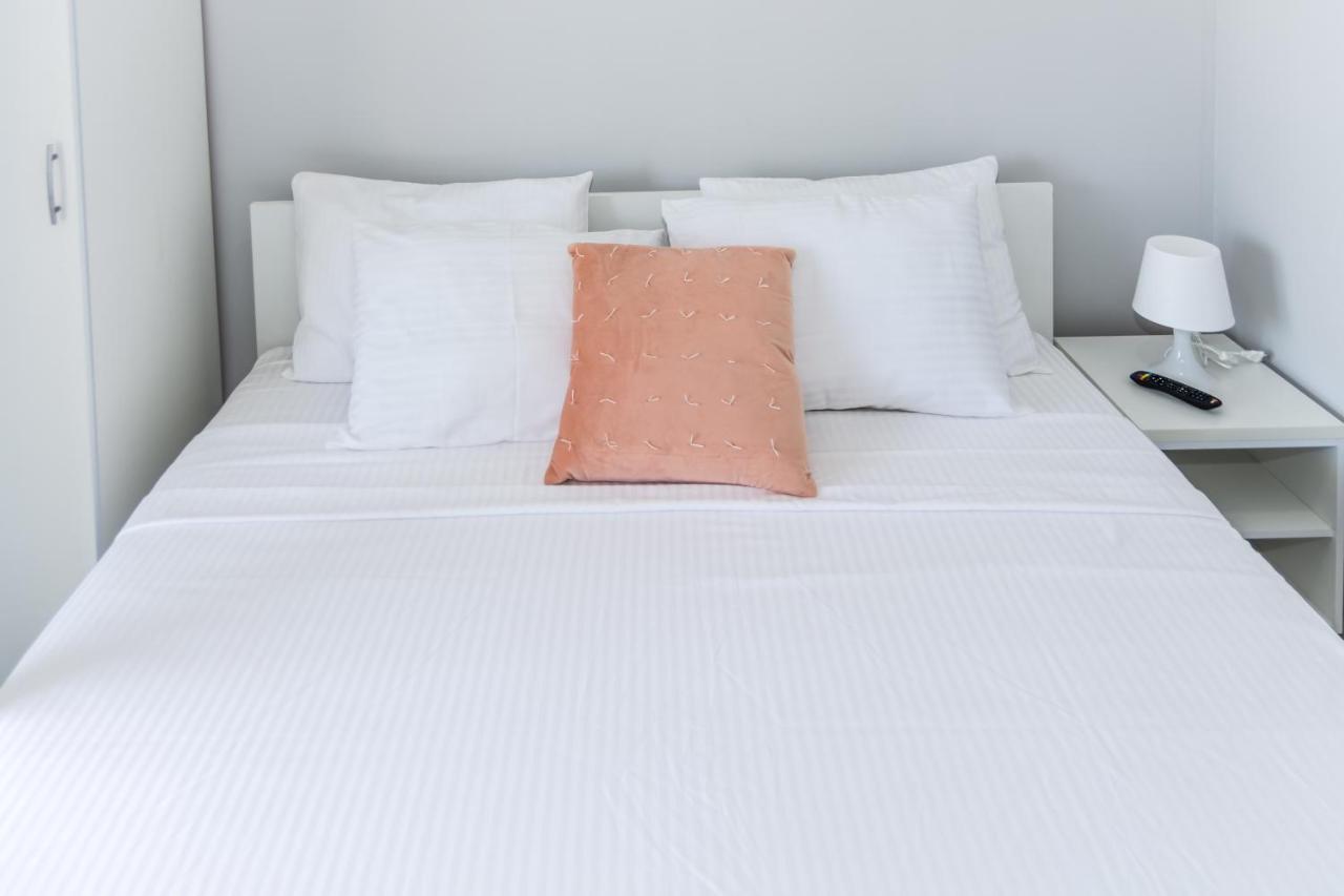 Apartments Dovana Kaštela Екстериор снимка
