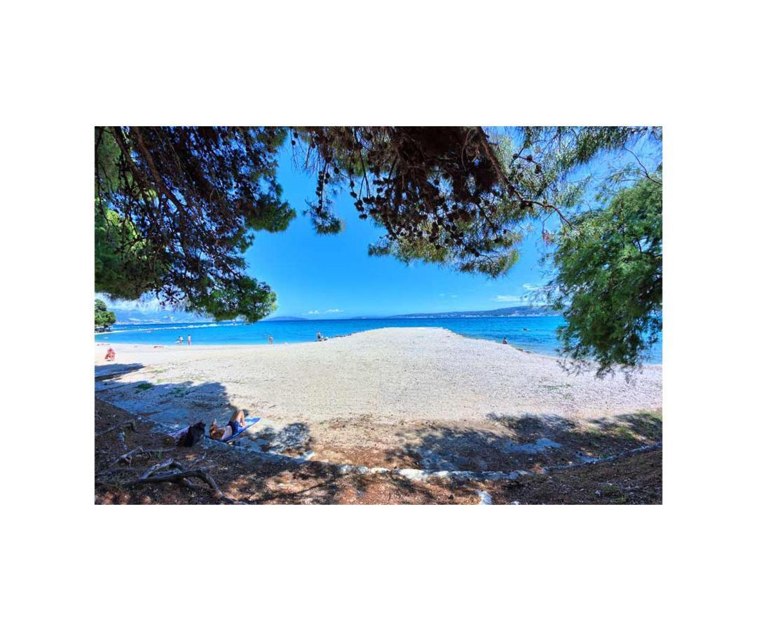 Apartments Dovana Kaštela Екстериор снимка