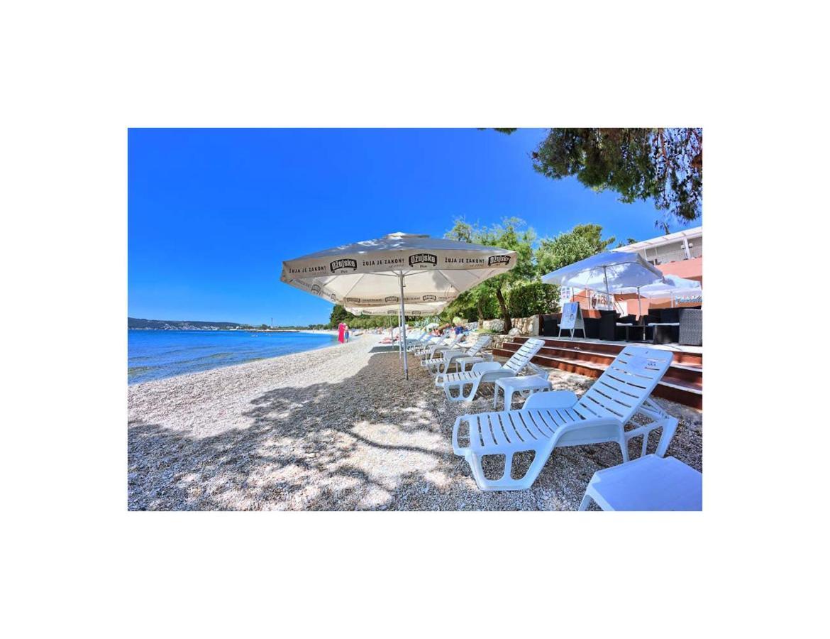 Apartments Dovana Kaštela Екстериор снимка