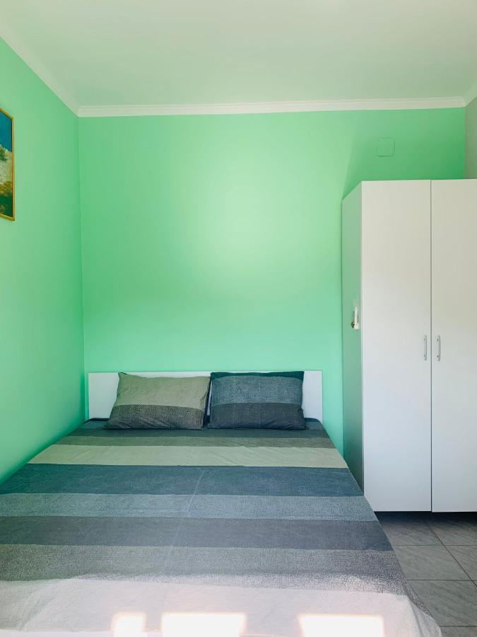 Apartments Dovana Kaštela Екстериор снимка
